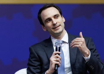 White House official presses allies to free AI from innovation-killing regulations